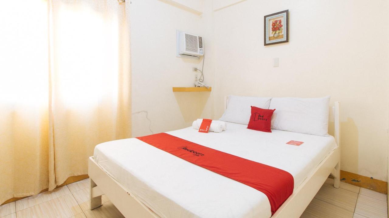 Reddoorz @ Golden Skye Hotel Guagua المظهر الخارجي الصورة